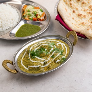 23. PALAK PANEER (Saag paneer) (G)